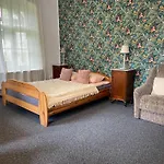 Brzozowy Gaj בית הארחה 3*