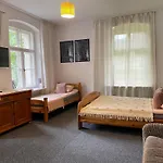 Brzozowy Gaj בית הארחה קרפאז'