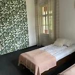Brzozowy Gaj בית הארחה קרפאז'